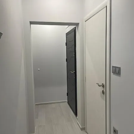 Center 2 * Варна